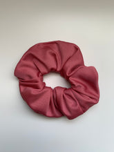 Load image into Gallery viewer, Bubble Gum Scrunchie
